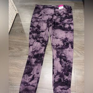Flirtitude Active Purple Patterned Leggings